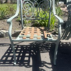 Metal Outdoor Chairs 