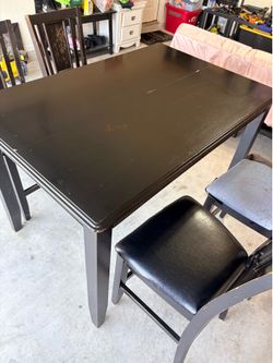 Black 4 seat dining table