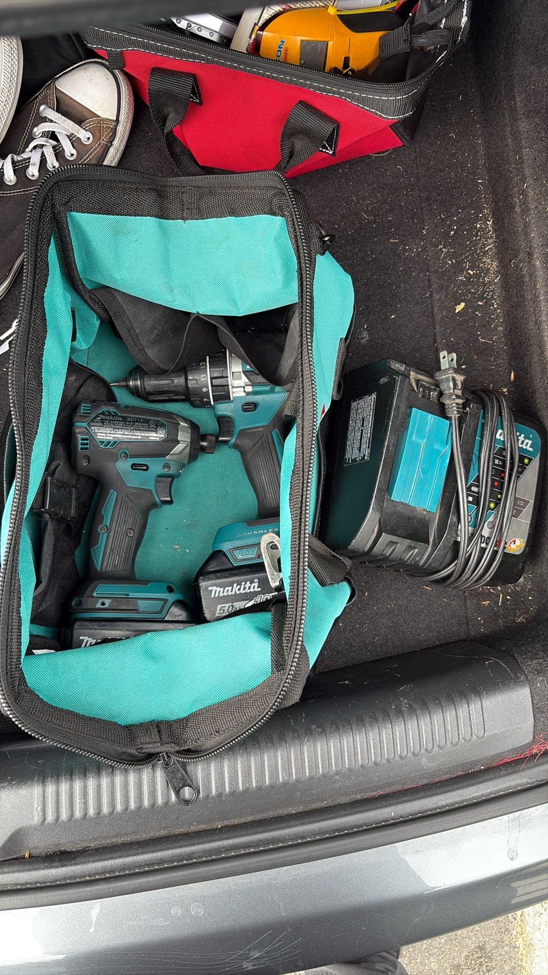 18v Makita Drill Combo Kit