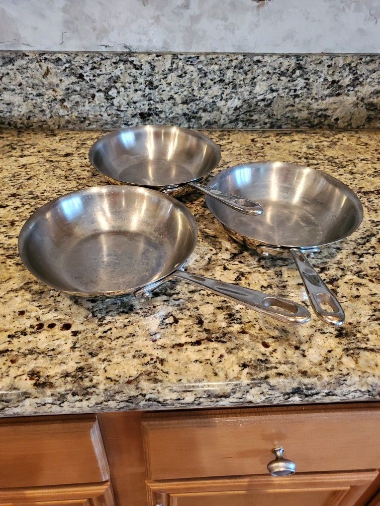 723 EMERIL Copper Core 11 Piece Stainless Steel Cookware Set Pots Pans for  Sale in Littleton, CO - OfferUp