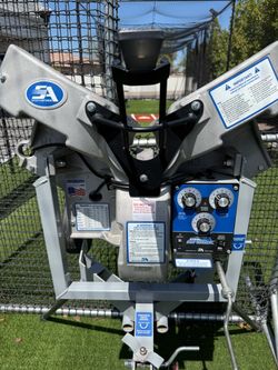 Sports Attack Hack Attack (Senior) Baseball Pitching Machine