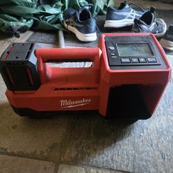 Milwaukee M18 Tire Inflator- Tool Only