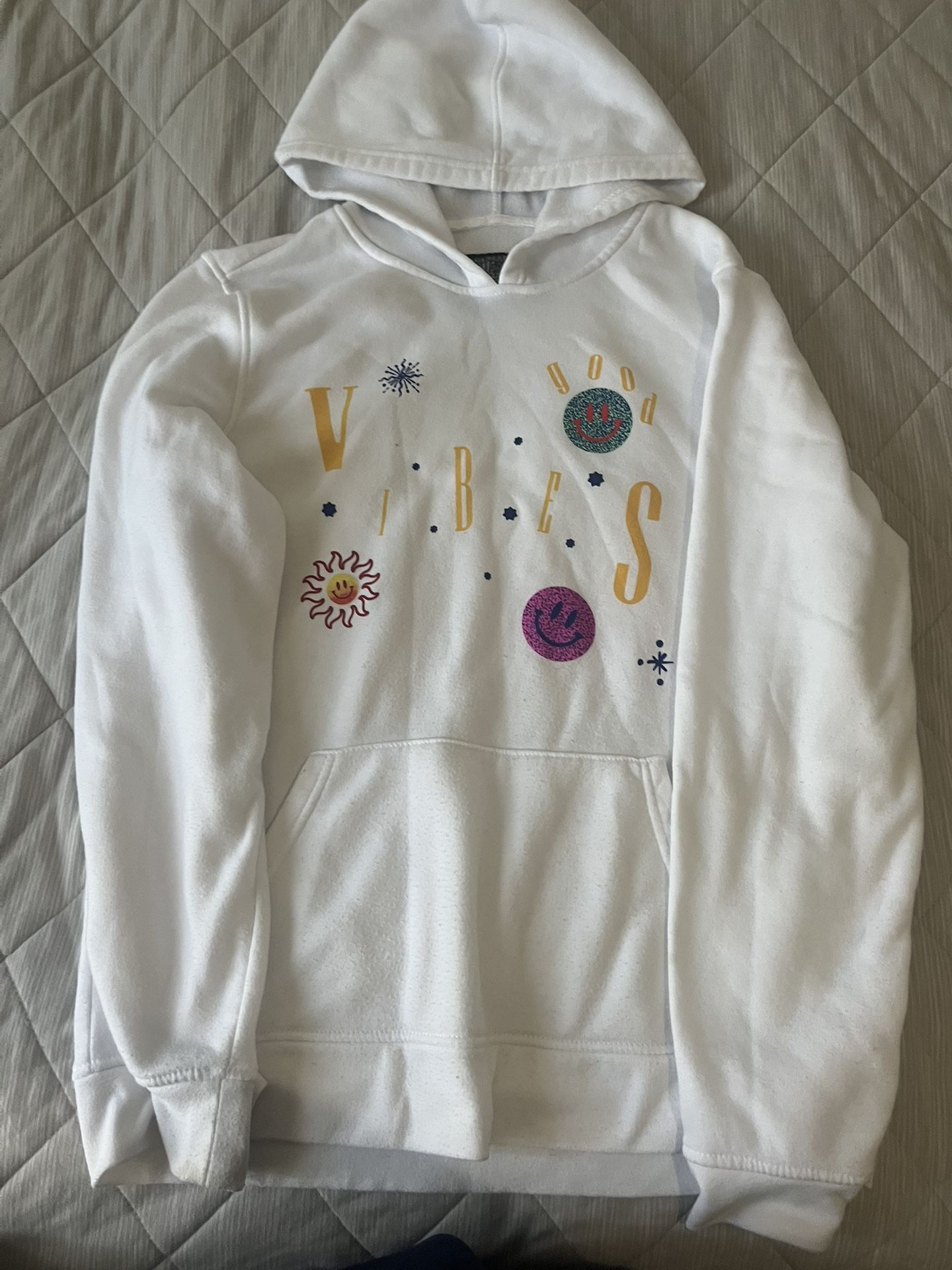 Hoodie Black and White