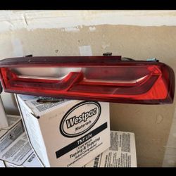 2016–2019 Camaro Taillights