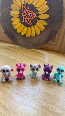 Ty Mini Figures set 5 pieces ask $10  firm price