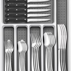 SILVERWARE SET