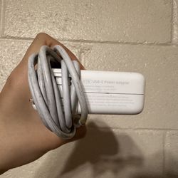 61 W MacBook Charger
