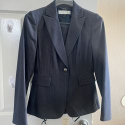 Tahari Business Suit Size 2 Brand New