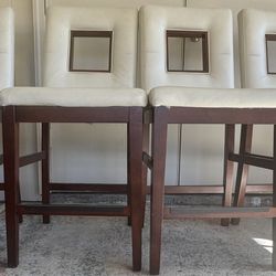 4 Wooden chairs 