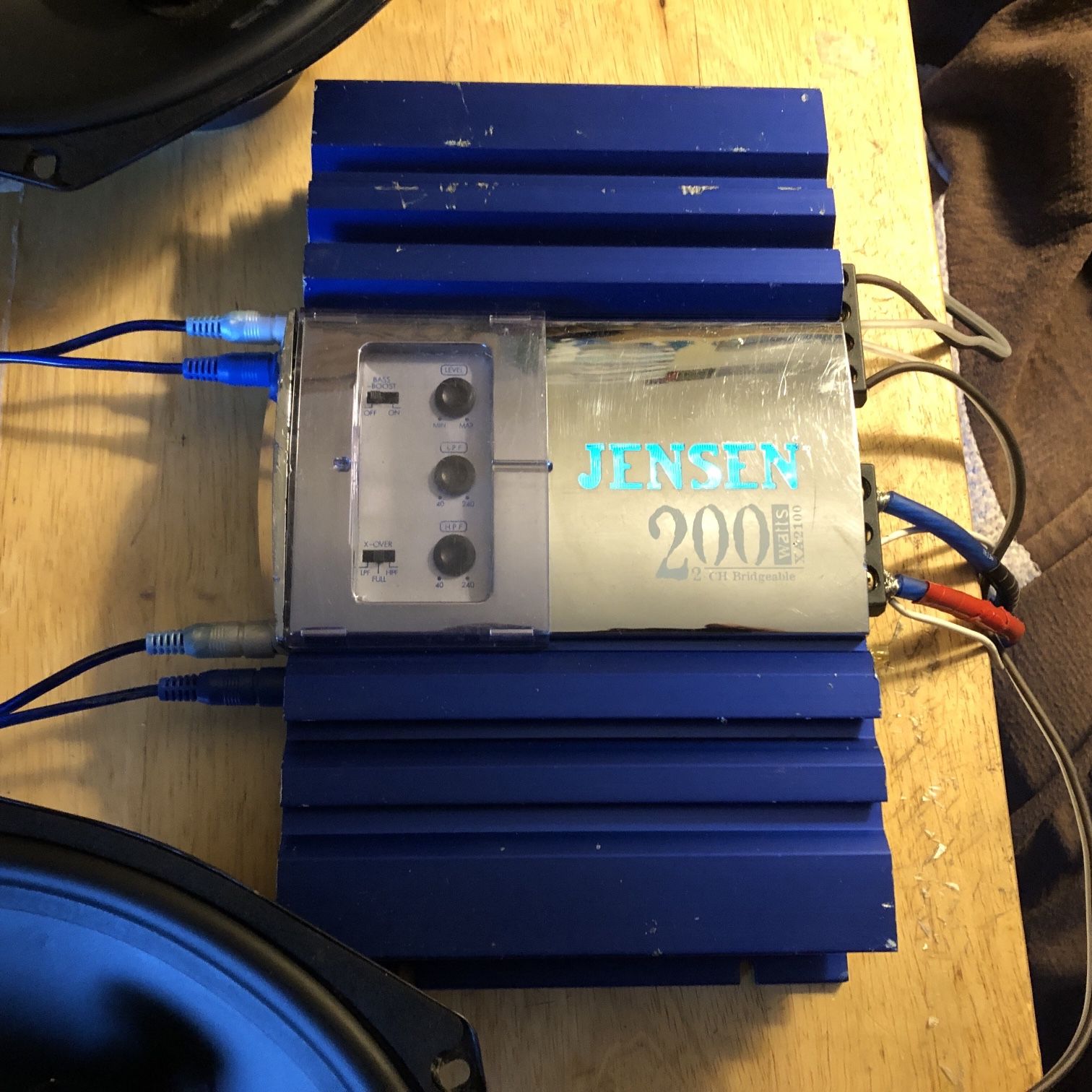 JENSEN XA2100 MOSFET Power 2-Channel Bridgeable 200 Watts for Sale