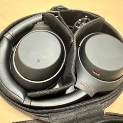 Like New Sony WH-1000XM4 ANC Headphones