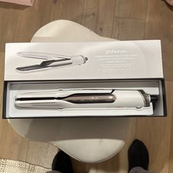 GHD.  Duet. Styler 