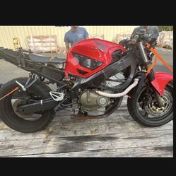 2002 Honda CBR F4i Stunt bike been sitting but runs fine Possible part out