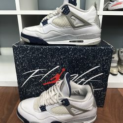 Jordan 4 Midnight navy
