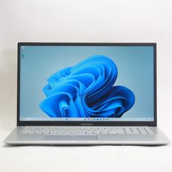Asus Vivobook 14 K3704VA 17.3" i9-13900H 2.6GHz 16GB RAM 1TB SSD