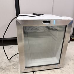 Mini Fridge In Good Condition 