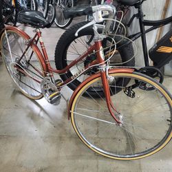 Schwinn Hydro  women  700 Bike Old School