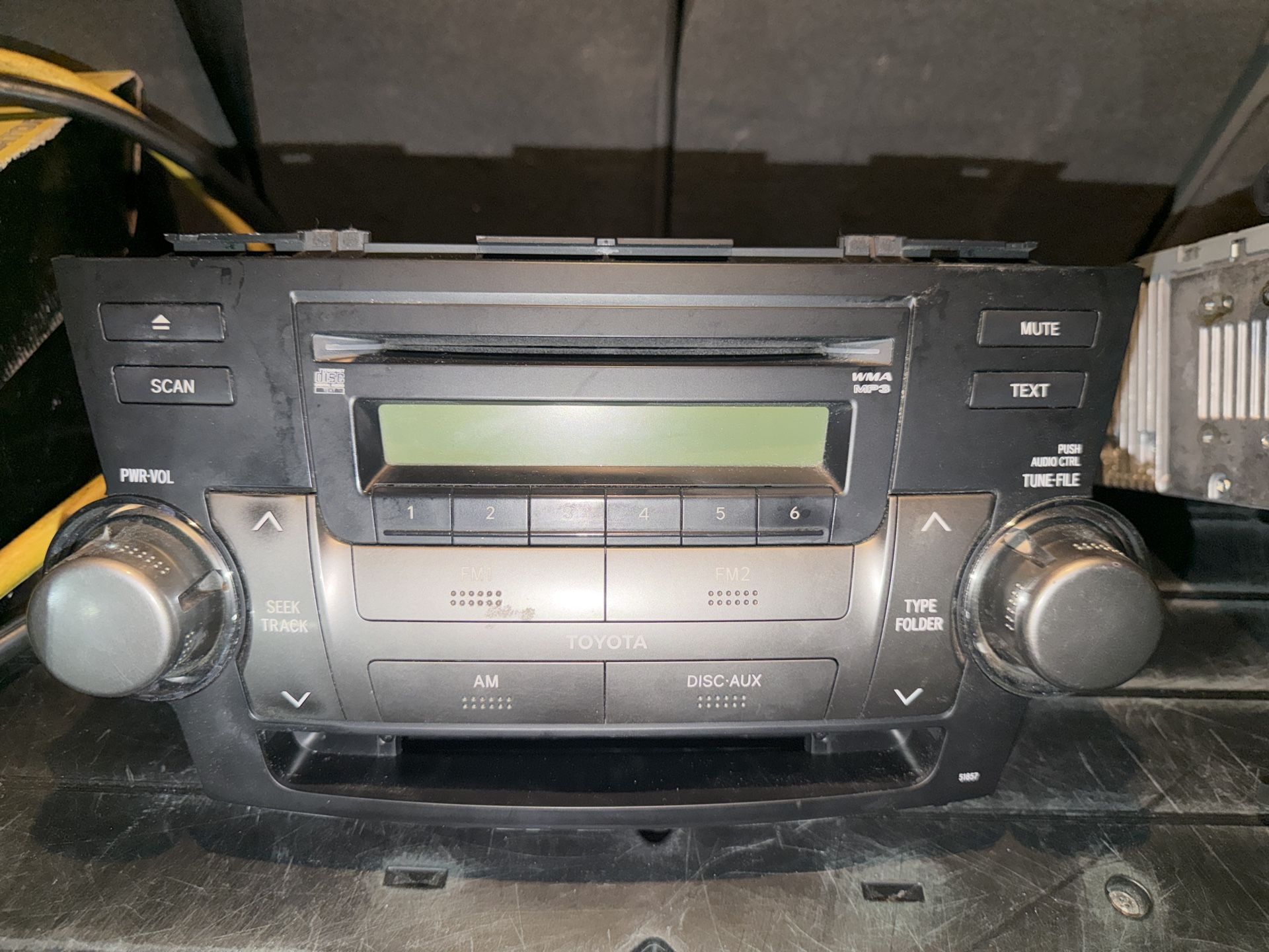 Radio toyota highlander 2008-2010
