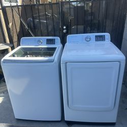 Samsung Washer & Gas Dryer Set 
