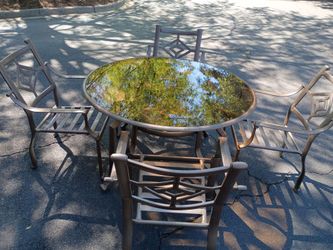 Patio furniture set
