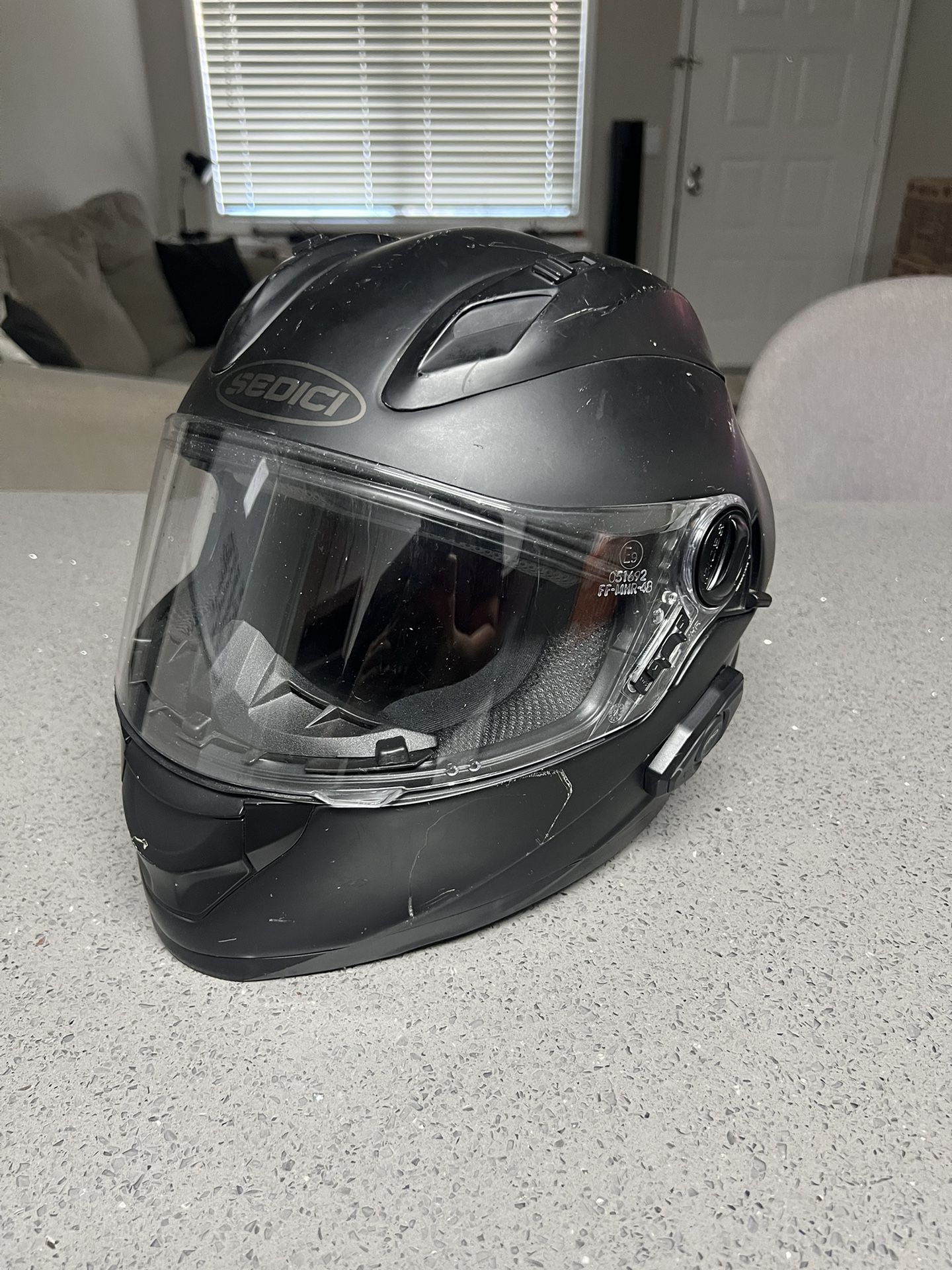Motorcycle Helmet, Sedici Strada Parlare Bluetooth helmet