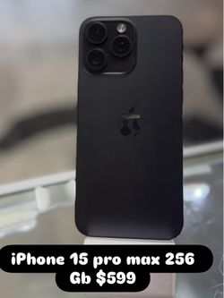 Unlocked - iPhone 15 pro max 256 Gb and clean imei