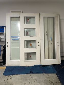 Large doors   Glass pane   96”x36”   $50 each
