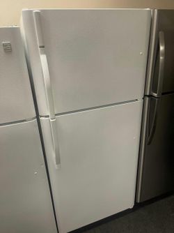 White Top Mount Refrigerator Energy Efficient