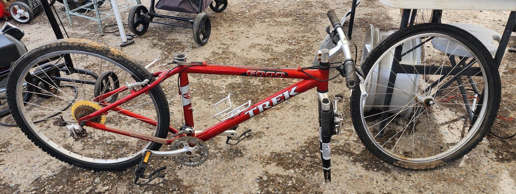 Trek 6000 Front Suspension Bike!
