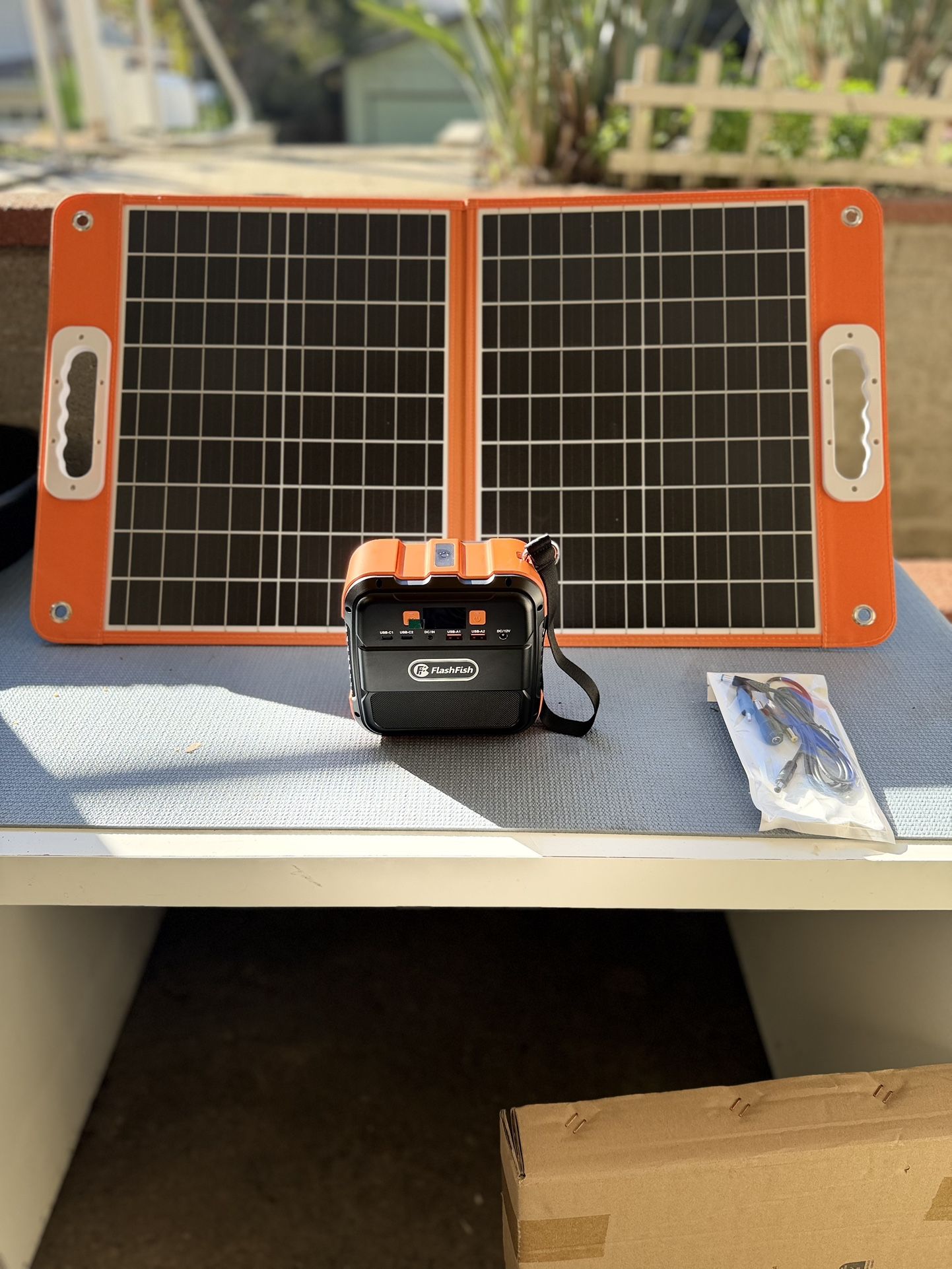 Flashfish Generator With Solar Panel