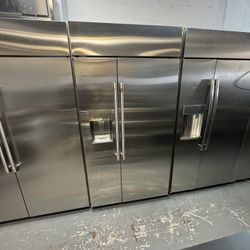 🔥Luxury Built-In Café 42” Smart Refrigerator – Like New!