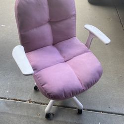 Kids Pink Chair