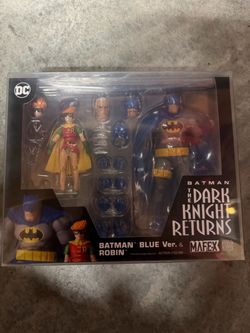 Mafex dark knight returns