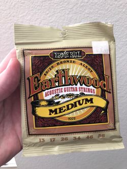 Earnie ball acoustic guitar strings