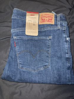 Women Levis
