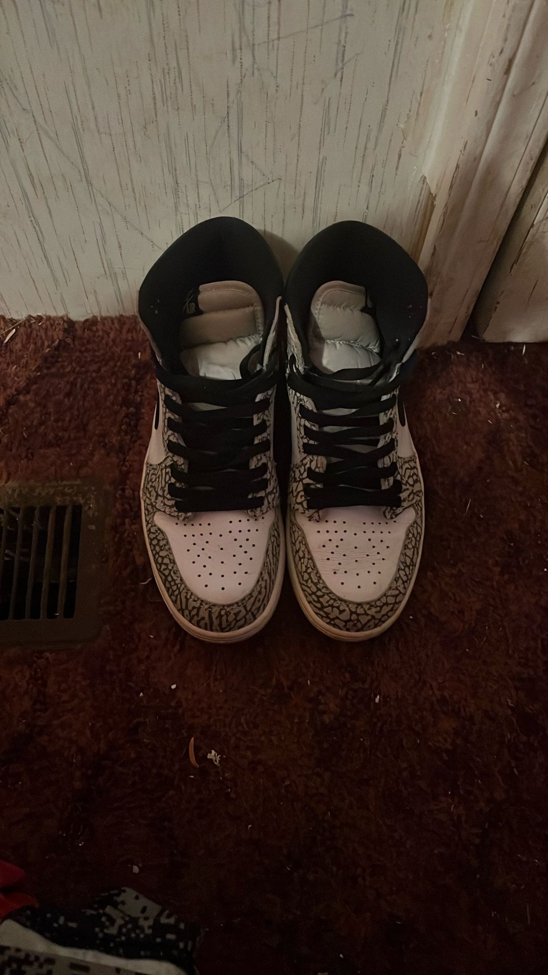 jordan 1 retro high of white cements