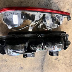 GEN 5 CHEVY CAMARO TAILIGHTS (OEM) 2010-2015 