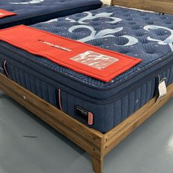 Queen Stearns And Foster 