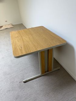 Free computer desk - small