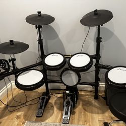 Donner DED-400 Electric Drum Set, And Donner Electric Drum AMP 35-Watt Electronic Drum Amplifier DDA-35