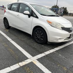 2014 Nissan Versa 