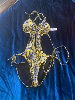 Women bathing suit