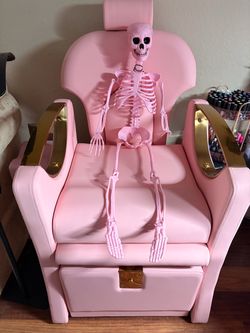 Pink Salon Pedicure Chair with Gold Accents