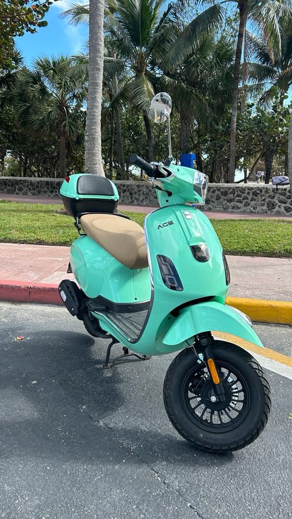 Motorbike - Scooter