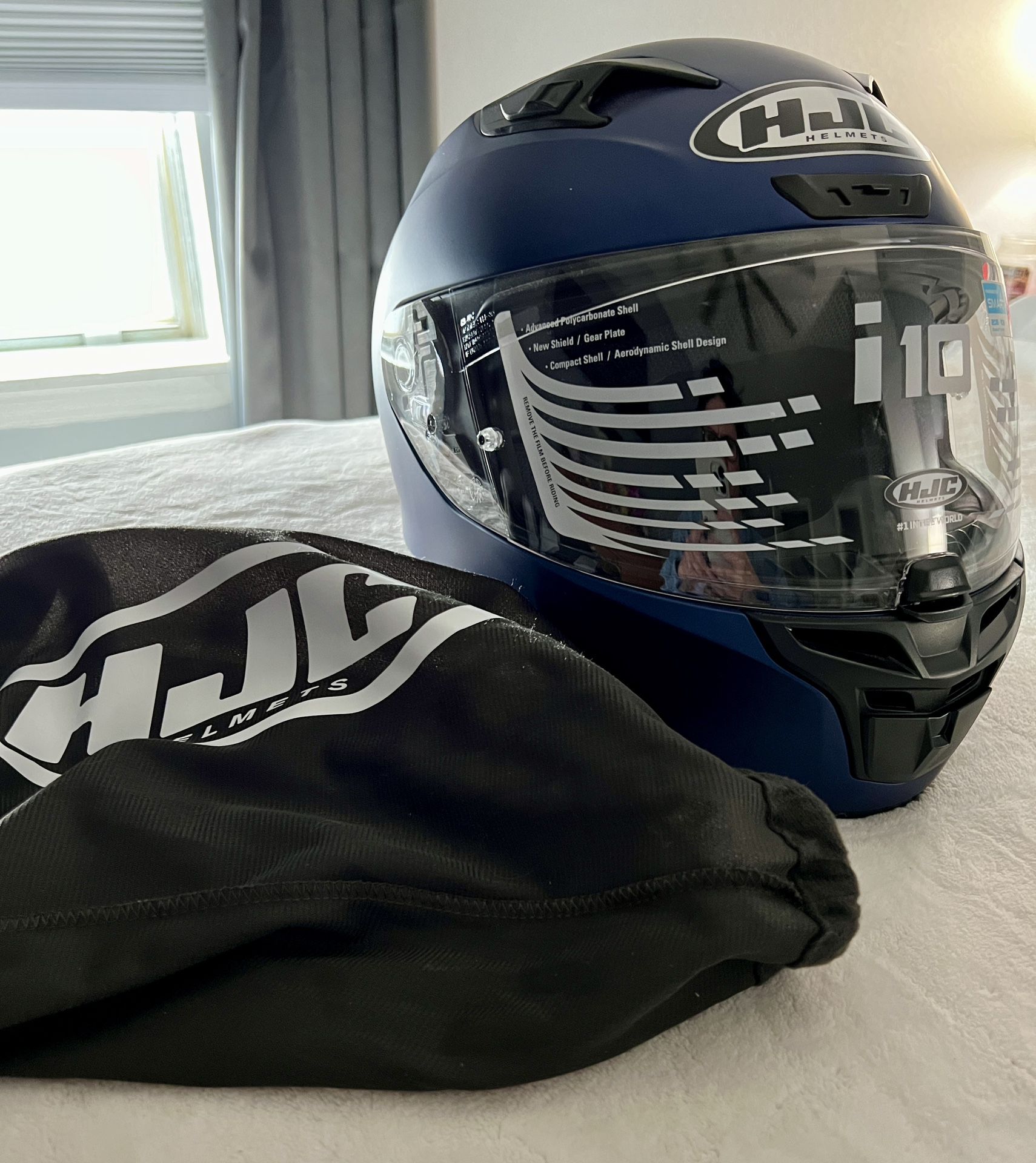 Brand New Motorcycle Helmet    HJC  S/M