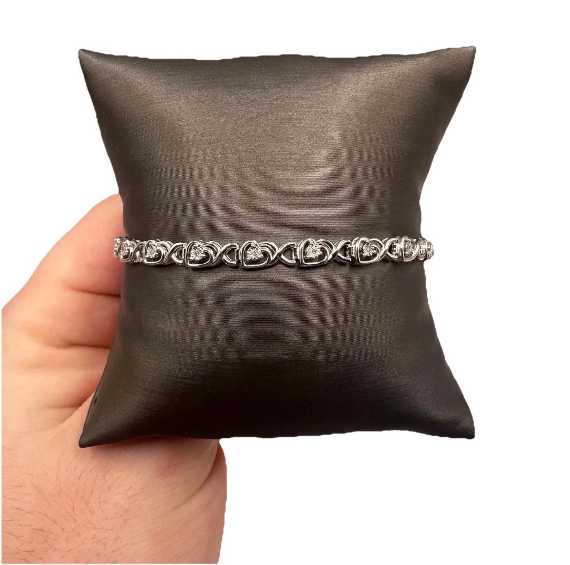 7.5 Inch Natural Diamond Infinity Heart Bracelet In .925 Silver