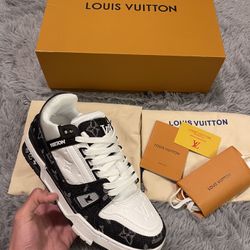 Louis Vuitton Trainers 