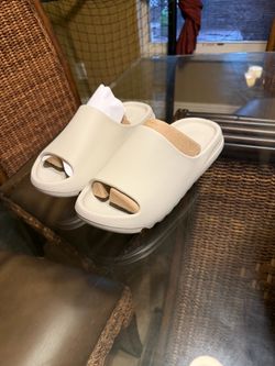 YZY YS-01 Cream