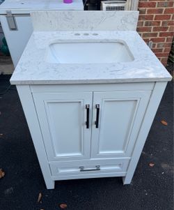 Allen + Roth 24” Bathroom Vanity with Sink & Engineered Marble Top – White