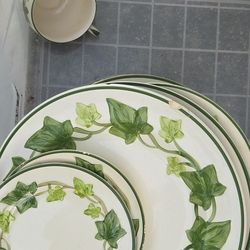 Vintage Franciscan Ivy Dishes With Chips, For Mosaic Crafters